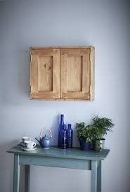 Kitchen Wall Cabinet With 2 Wooden