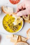 what-olive-oil-is-best-for-dipping-bread