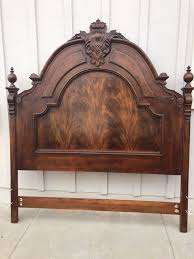 If you are looking for henredon bedroom set you've come to the right place. Henredon King Fine Mahogany Veneer Bed Frame Bookmatching Gorgeous 92127 For Sale In San Diego Ca Offerup