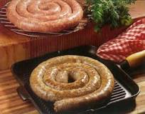 How do you cook and serve boerewors?