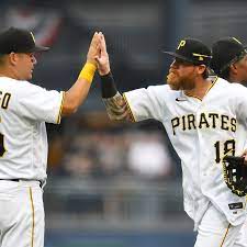 Pittsburgh Pirates vs. Chicago Cubs ...