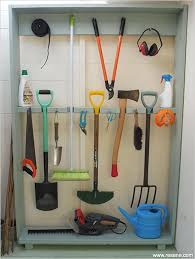 How To Build A Space Saving Tool Rack