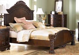kanwyn whitewash queen panel bed