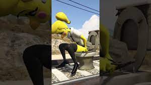 Toy chica pooping