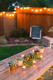5 Ways To Decorate An Outdoor Table