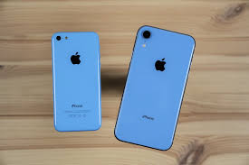 Compare apple iphone 7 vs apple iphone xr. A Review Of The Iphone Xr I Ve Made A Huge Mistake 512 Pixels