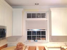 Can Cabinet Crown Molding Overlap