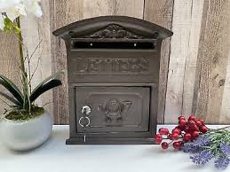 Vintage Style Outdoor Lockable Wall