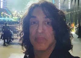 paul stanley forgets kiss makeup in bad