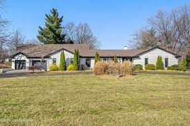 oldham county ky houses with land for