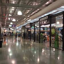 A steady rise in international visitors to the canberra outlet centre in fyshwick has prompted a major upgrade and bigger offering of premium brands. Food Court Picture Of Canberra Outlet Centre Fyshwick Tripadvisor