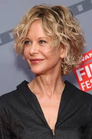 Actress meg ryan attends a photocall for the women at the hotel de rome on november 26, 2008 in berlin, germany. 20 Best Short Curly Hairstyles For Women Short Haircuts For Curly Hair