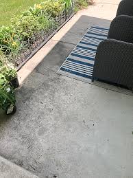 clean a concrete patio