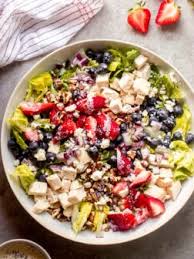 strawberry poppyseed salad with en