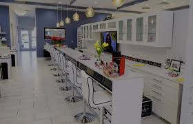 soho nail lounge provides nails