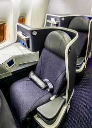 airline review american airlines first