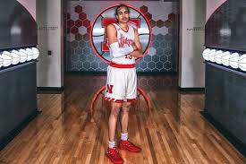 Dalano banton, a native of toronto, ontario, averaged 9.6 points, 5.9 rebounds and 3.9 assists during his redshirt sophomore season at the university of nebraska. Huskers Get Commitment From 6 Foot 8 Transfer Guard Banton Huskers Fremonttribune Com