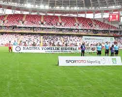 Antalyaspor - Alanyaspor maçında anlamlı hareket - Fotomaç