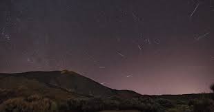 The 2021 eta aquarids meteor shower will peak on the night of 5 may and early morning of 6 may. The First Meteor Shower In 2021 Illuminates The Night Sky On The New Year Weekend Eminetra
