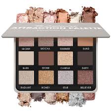 smokey eye neutral eyeshadow palette