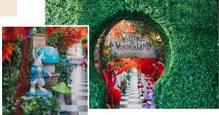 Alice In Wonderland Themed Cafe