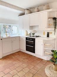 Before After: Cheap White Kitchen Makeover For £100