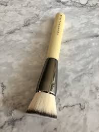 new chantecaille buff and blur brush