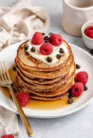 fluffy yogurt pancakes high protein
