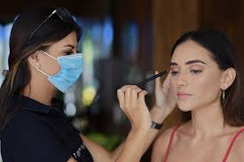 know how a professional makeup course