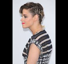 I love fancy braid hairstyles because they look fancy. 12 Fabulous Easy Hairstyles To Carry You Through This Season
