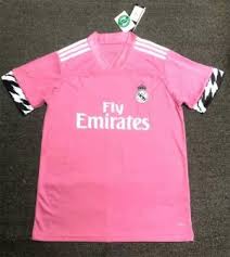 'footyheadlines' has revealed what could be the new real madrid kit and also because of some images from the video game 'pro evolution there there is a pink and marine blue design on the end of the sleeves which looks very eye catching. Pin By Soccerkitsshop On Soccer Jersey Real Madrid Soccer Soccer Jersey Real Madrid