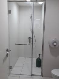 Shower Enclosure In Dubai Wall Mirror