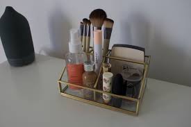 10 cute makeup organizers to on