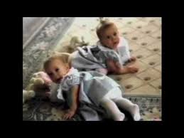 Olsen twins shared a video from the playlist les jumelles s'en mêlent. Mary Kate And Ashley Olsen Rare Baby Pictures Identical Twins Youtube