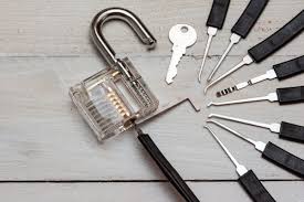 lock lockpick open a door combination