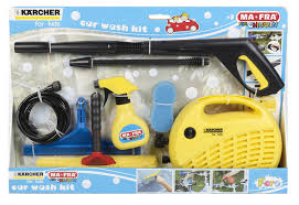 Recognizable car wash themed set with surprising features the set has an automated conveyer belt and color change technology kids squeeze warm water onto their color shifters™ car for a color change moment Mini Car Wash Toy Novocom Top