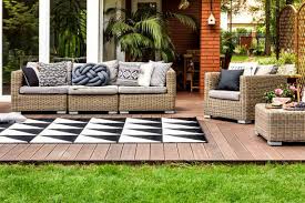 Outdoor Rugs The Ultimate Guide For