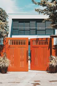 12 front gate designs to enhance your