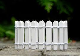 Miniature Picket Fence 2 X 17 Supply