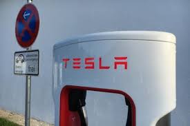 Find the latest tesla, inc. Jpmorgan Says Tesla S Valuation Is Difficult To Conceive In Any Imagined Scenario