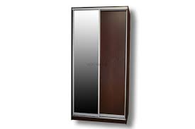Плъзгащите врати са едно практично, лесно и достъпно решение като завършек на интериора за дома или офиса. Garderob S Plzgashi Vrati I Ogledalo Venge