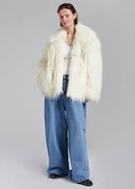 Liza Short Faux Fur Coat Off White In
