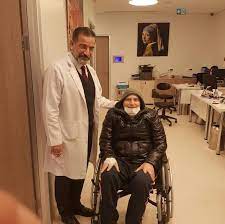 Geçtiğimiz salı günü gece fenalaşarak hastaneye kaldırılan 62 yaşındaki. Mehmet Ali Erbil Den Ekranlara Geri Donecek Misiniz Sorusuna Yurek Burkan Cevap Son Dakika Magazin