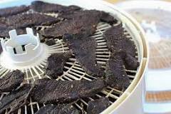 How do I know when deer jerky is done?
