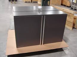 vault custom garage cabinets