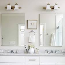 glass bathrooms and how to keep them clean
