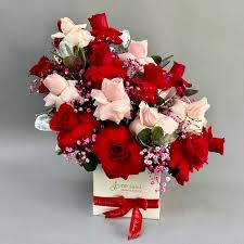 designer rose box dp saini florist