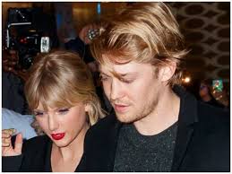 Mary queen of scots (2018). Joe Alwyn Joe Alwyn Opens Up About Dating Taylor Swift English Movie News Times Of India