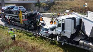 Mulhouse : un mort et trois blessés dans un accident sur l'A35 - YouTube