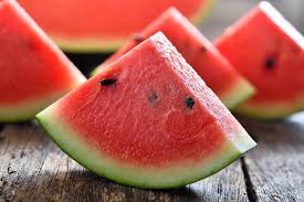A 154 grams serving of watermelon has 46 calories, 9.6 grams of sugars, and 11.4 of net carbohydrates. Low Carb Fruits What And How Much To Eat